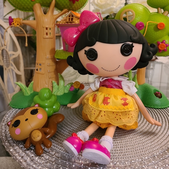 Lalaloopsy Snowy Fairest Exclusive ドール 人形 フィギュア Snowy Fairest Mini Lalaloopsy Doll New in Sealed Package | eBay